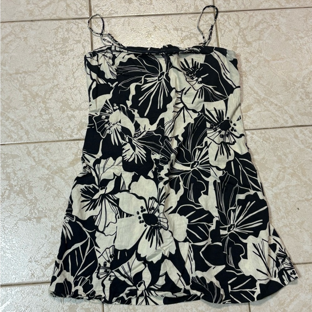 GAP Monochrome Floral Dress